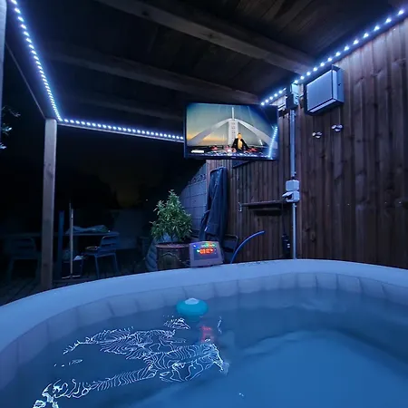Au Douni - Jacuzzi, Jardin, Parking Couvert Et Bureau Equipe Aubais